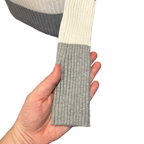 Y2K Its About Time Scoop Neck Ribbed Stripe Sweater White Gray Women’s Medium - Picture 11 of 16